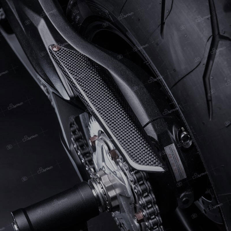 Lightech Carbon Necklace Cover (MAT) MV Agusta F3 675 (2012-2019)