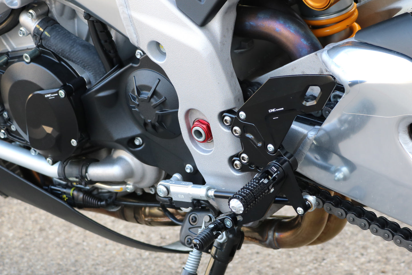 Swingarm Pivot Nut Aprilia Aprilia Tuono V4 (2017-2020)