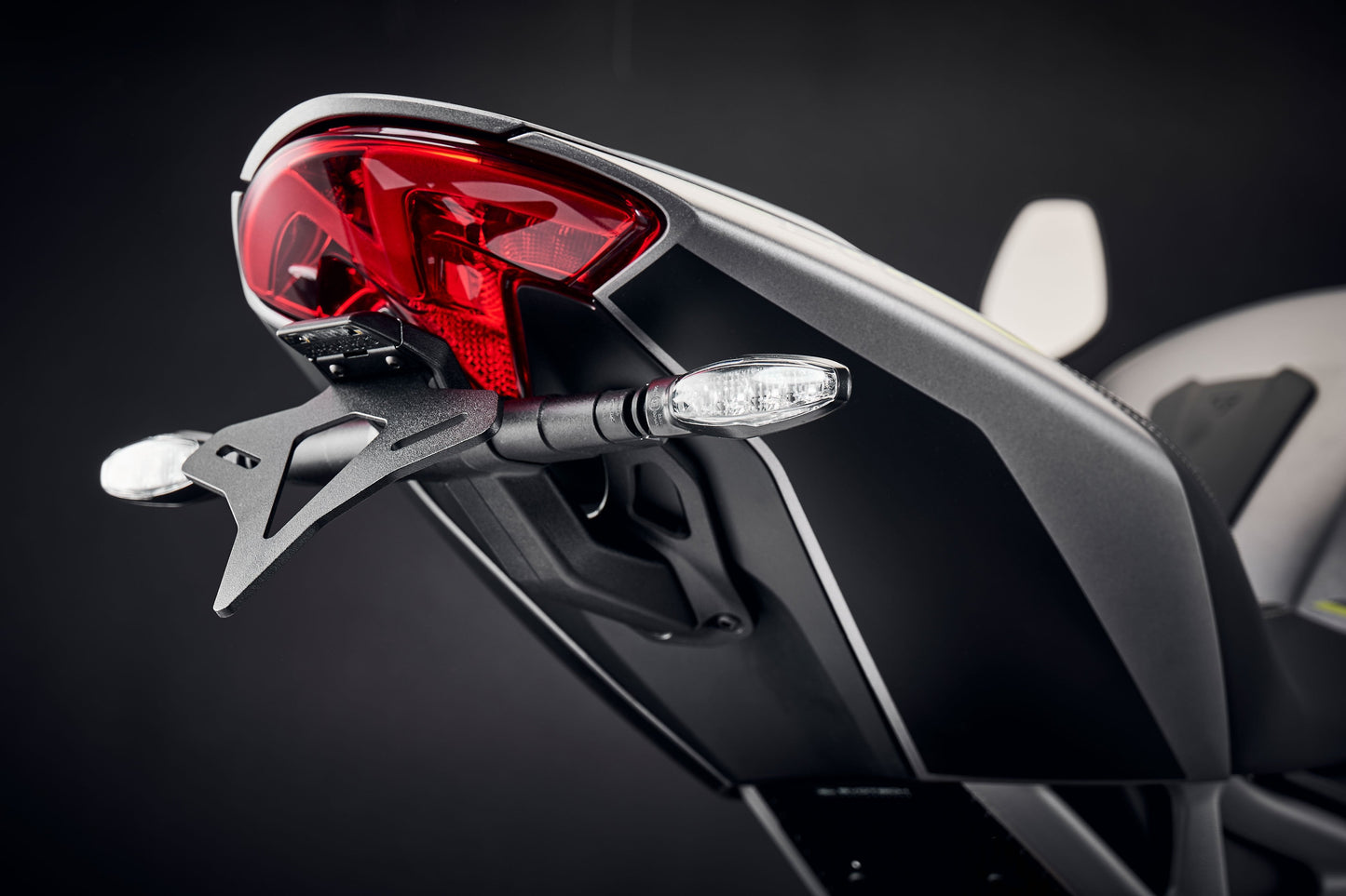 Kentekenplaathouder Evotech - Triumph Speed Triple 1200 RX (2025+)