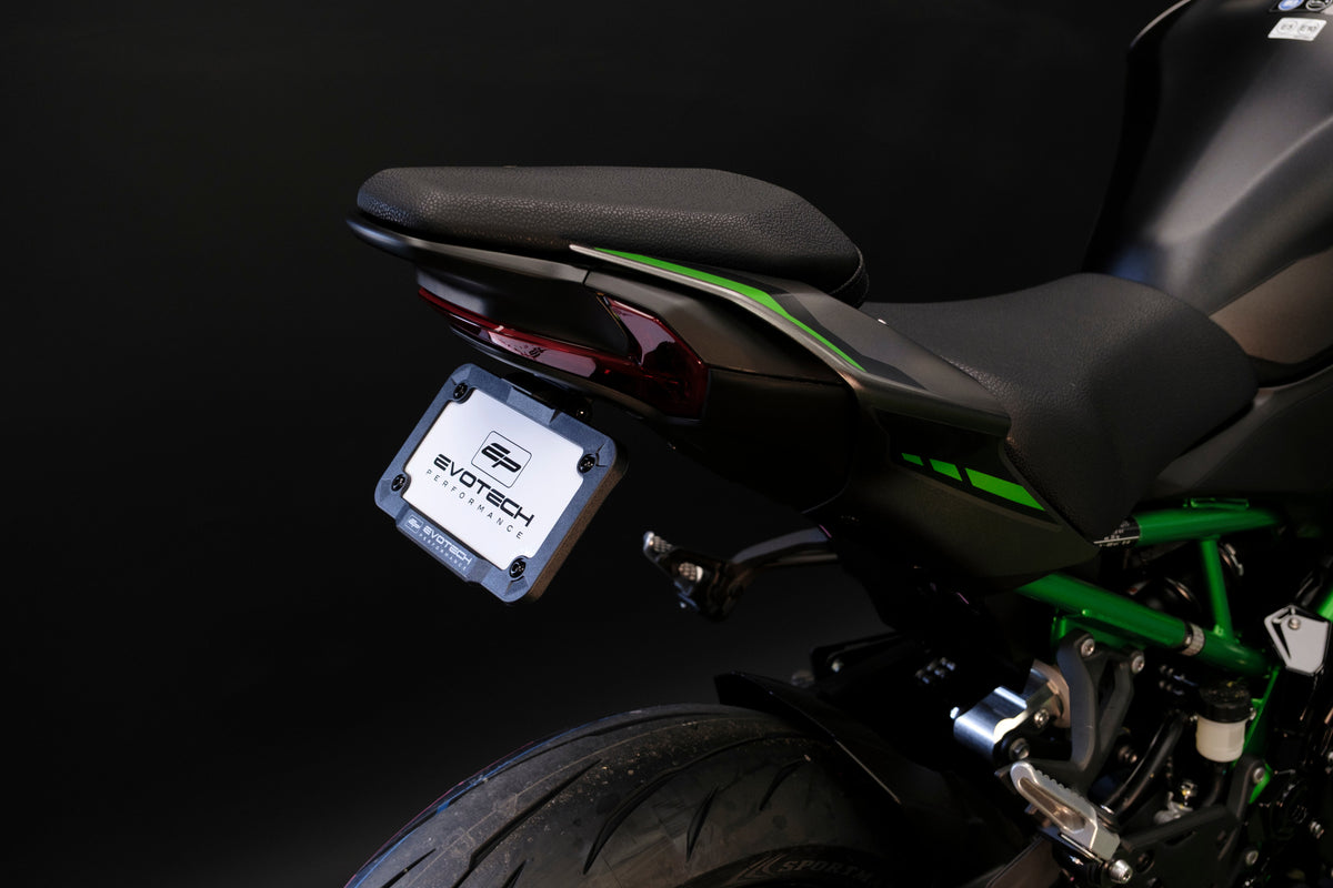 Verstelbare kentekenplaathouder Evotech - Kawasaki Z900 (2025+)