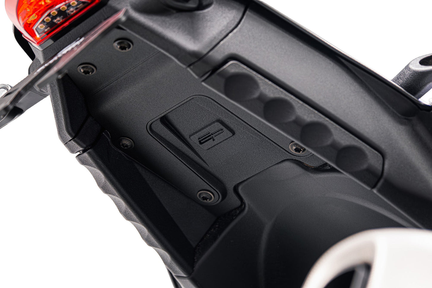 Kentekenplaathouder (Rood Achterlicht) Evotech - Yamaha Tenere 700 World Raid (2025+)