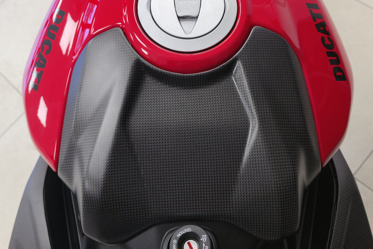Tankkåpa i matt kolfiber Ducati Streetfighter V2 (2025+)