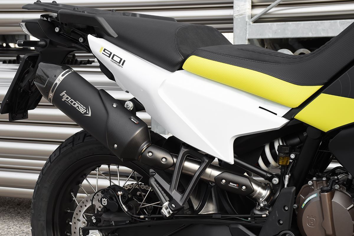 HP Corse Exhaust SP-1 Carbon Short Black Husqvarna Norden 901 2022-2024