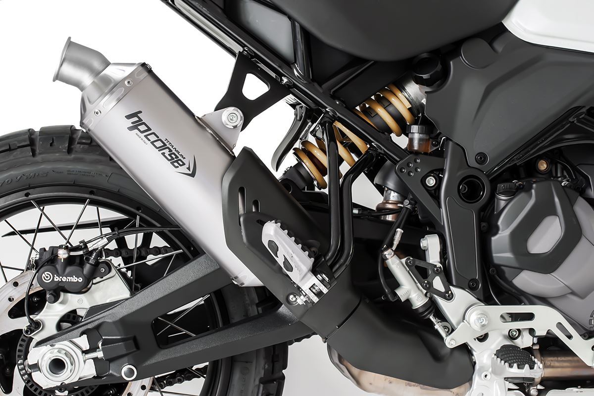 HP Corse Echout Sp-1 Titanio corto (para montaje bajo) Ducati Desertx 2022-2024