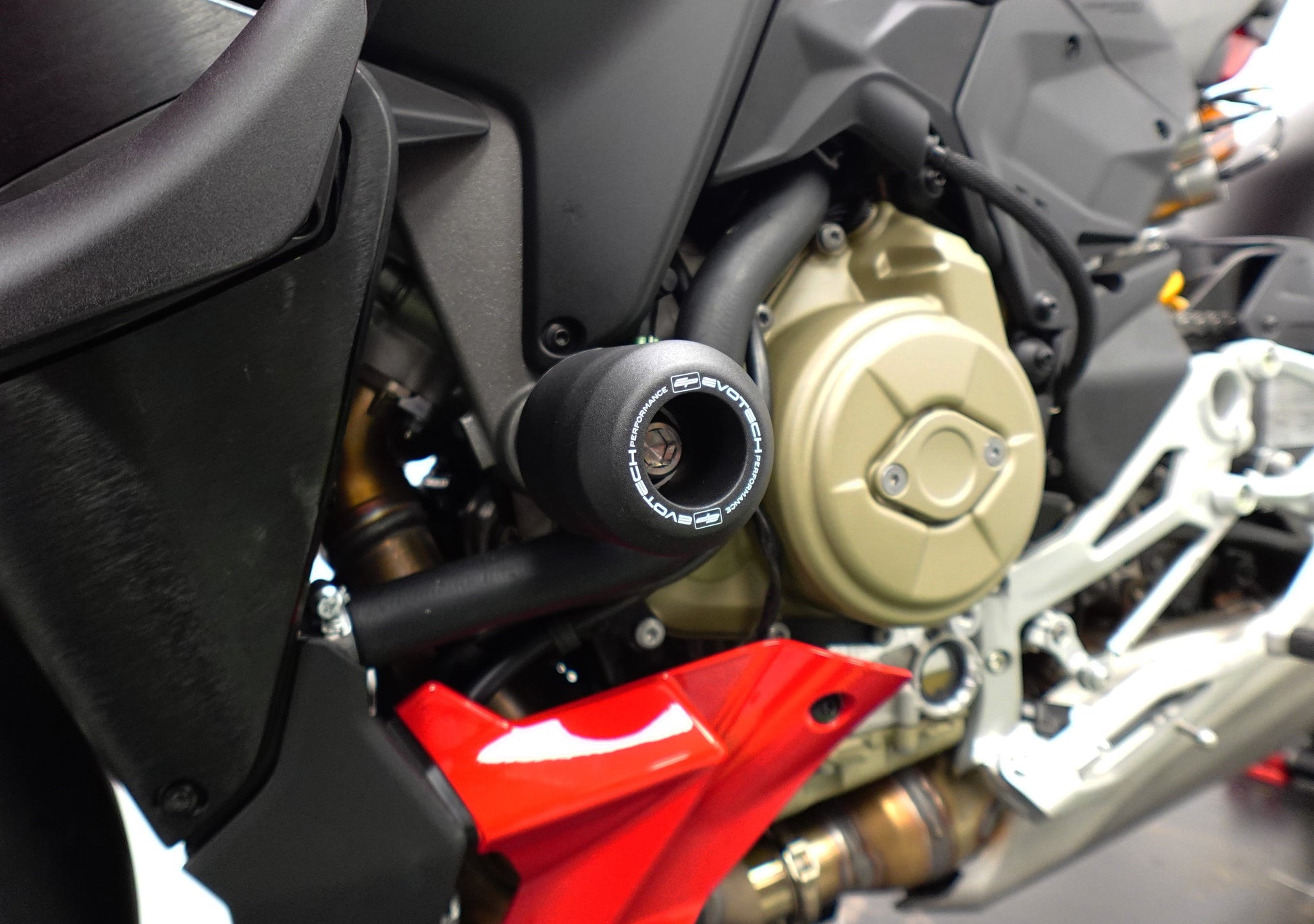 Valblokken set Evotech - Ducati Streetfighter V4 (2025+)