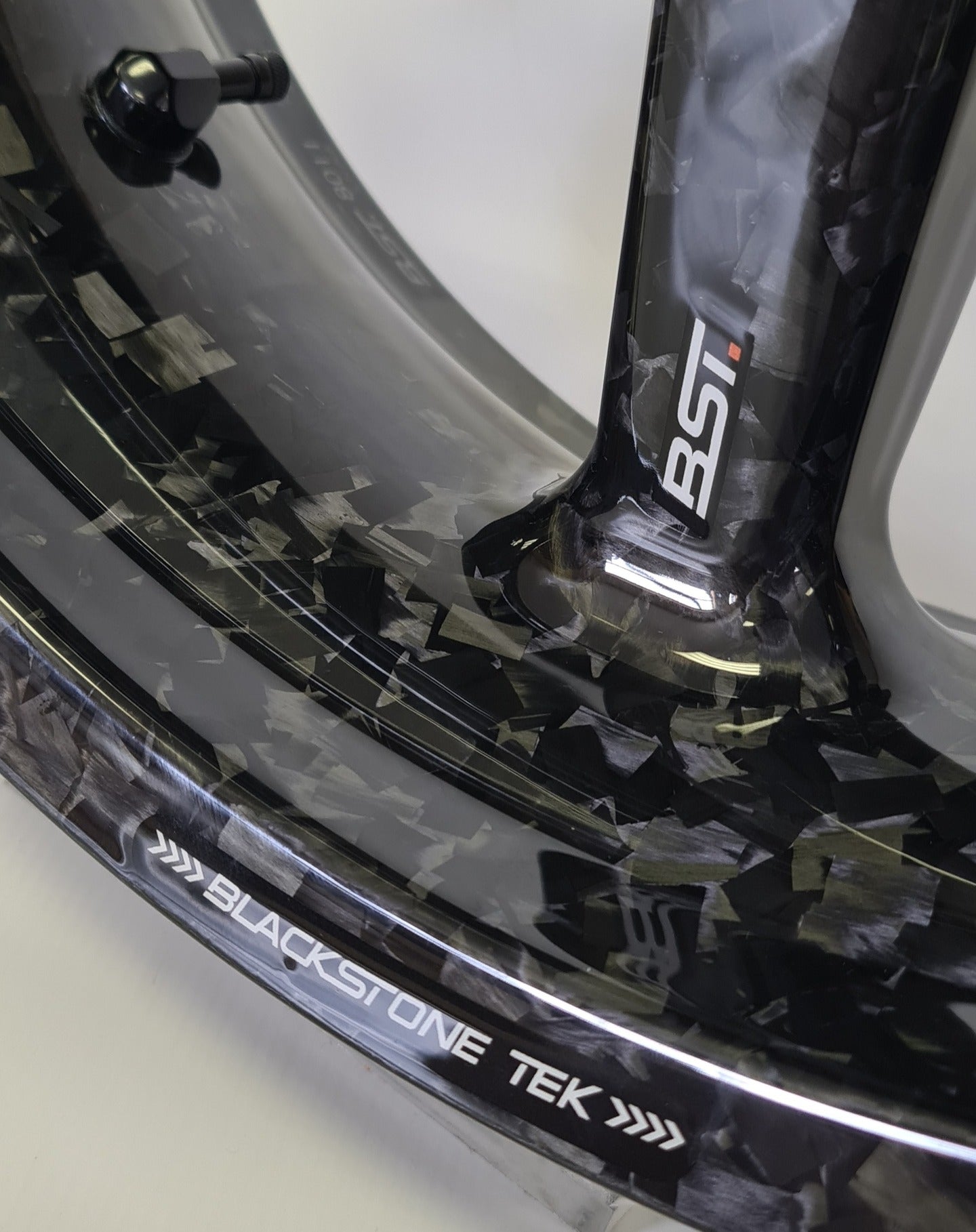 BST Tuff TEK velgenset 9" x 20" ET -8,8 (4 stuks) Jeep Wrangler Rubicon (2007-2018)