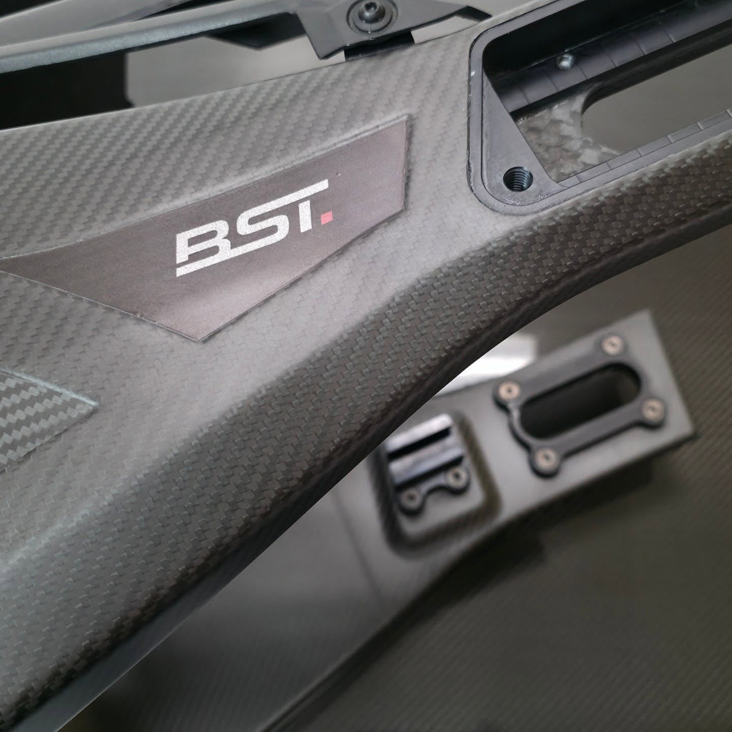 BST Tuff TEK velgenset 9" x 20" ET42 (4 stuks) Ford F150 (2009+)