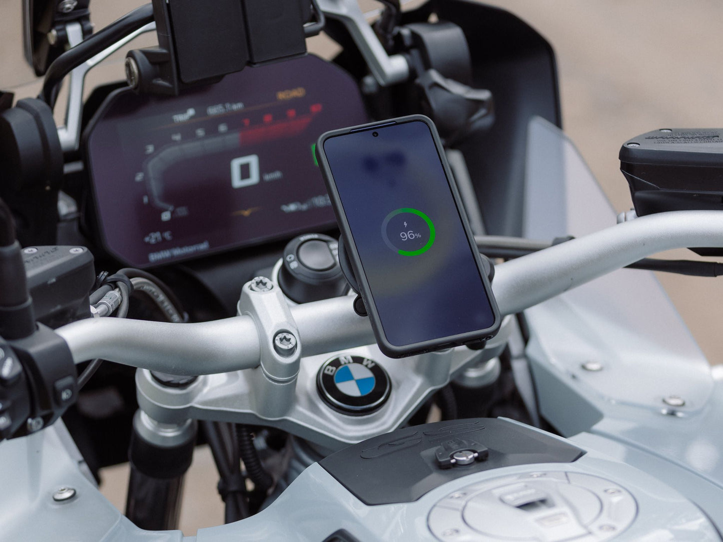 Quad Lock Wireless Charging Head Waterproof V2
