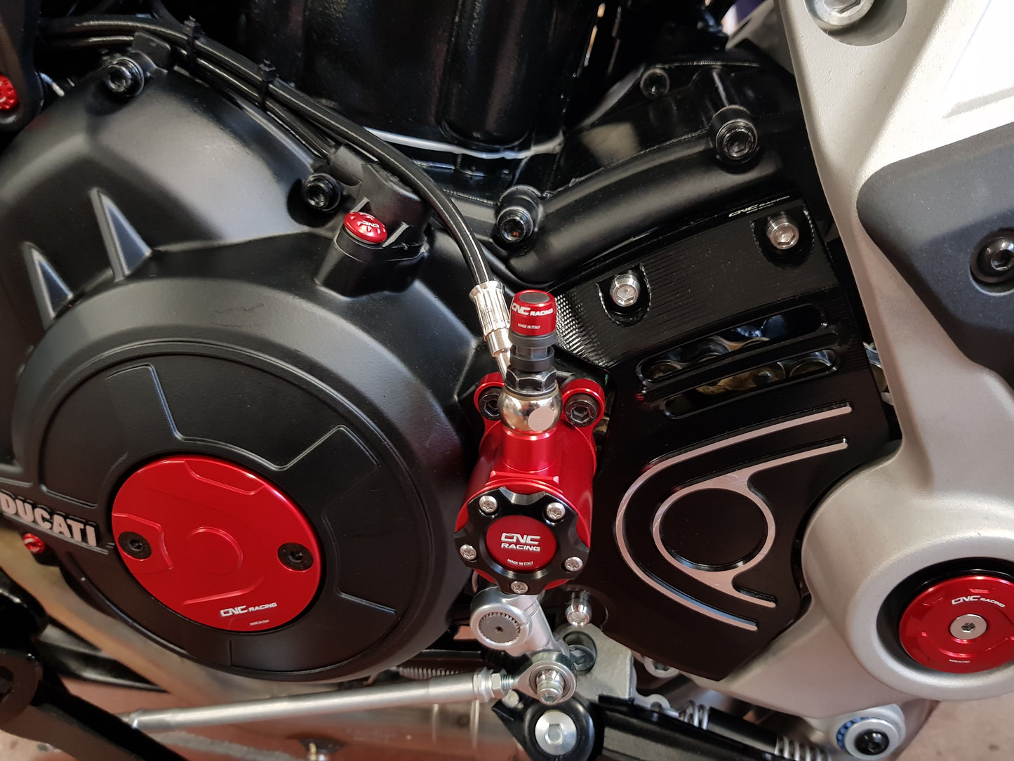 Drukzuiger koppeling 'Gear' 30mm - Ducati 851 (1987-1993)