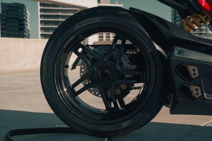 BST Carbon Front Rim Rapid Tek 3.5 x 17 "Ducati Diavel V4S