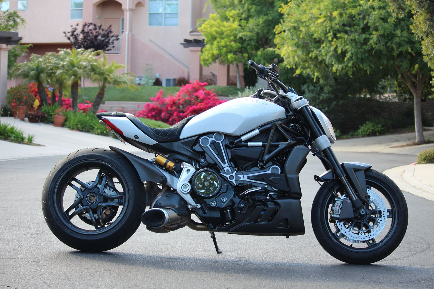 BST Carbon Heck Rand Rapid Tek 8,5 x 17 "Ducati Diavel V4 V4S