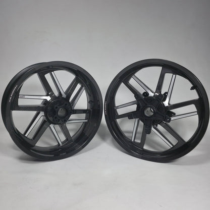 BST Reaper TEK 5.5x18'' carbon achtervelg voor Harley Davidson FLSTFBS Fat Boy S (2016-2017)