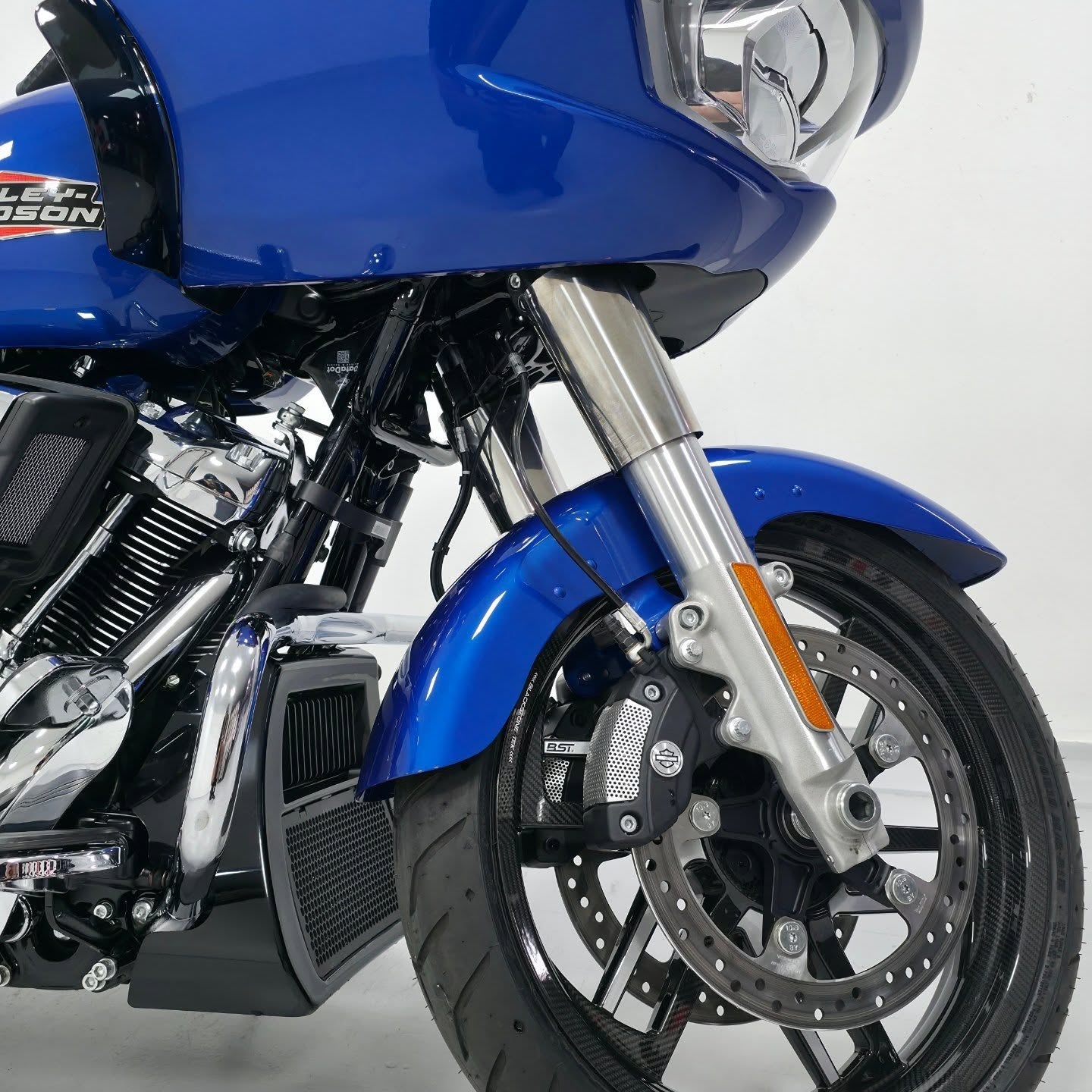 BST Reaper TEK 3.5x19" carbon voorvelg voor Harley Davidson FXLR Low Rider (2018-2020)