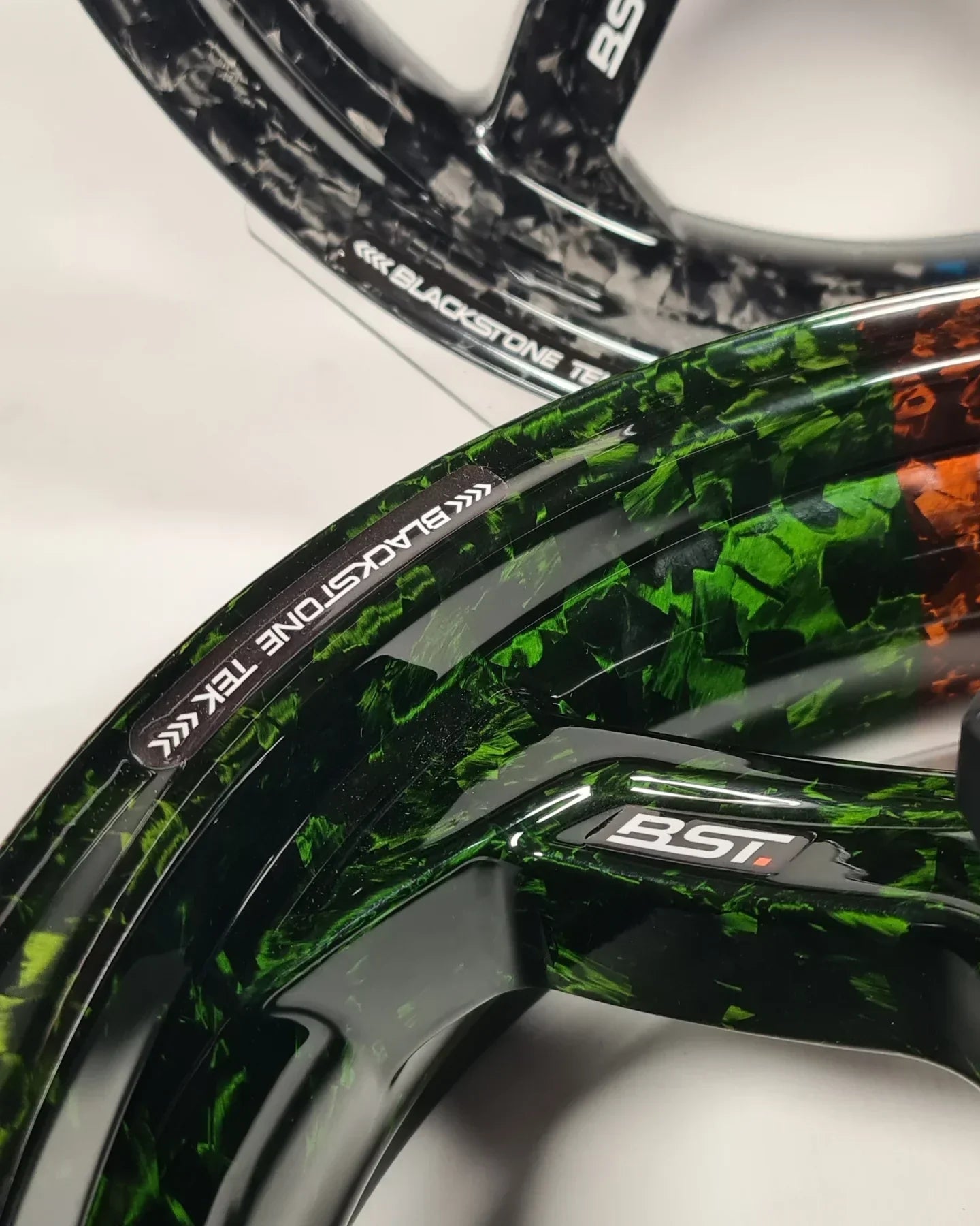 BST Twin TEK 3.5x17" carbon voorvelg voor Harley Davidson FLHT Electra Glide Standard (2019-2020)