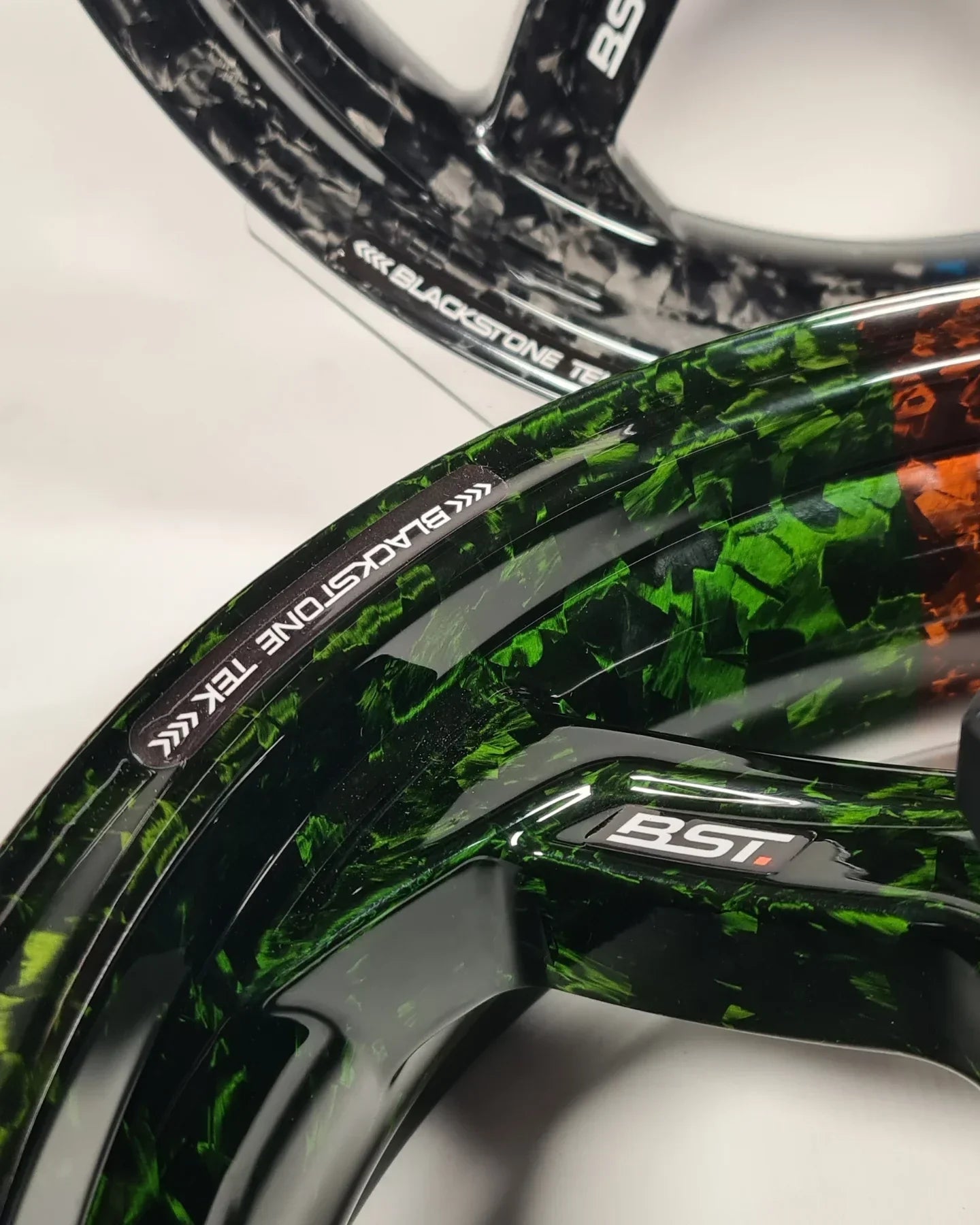 BST Torque TEK 3.5x17" carbon voorvelg voor Harley Davidson FXDWG Wida Glide (2008-2017)
