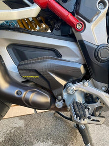 Lightech Carbon Heel Protectors (2 st.) (MAT) Ducati Multistrada V4 Pikes Peak (2022+)