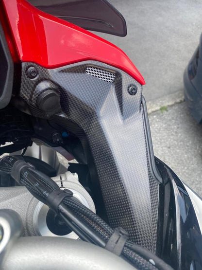 Lightech Carbon Binnenkuip Panels (2 pcs.) (Mat) Ducati Multistrada V4 (2021+)