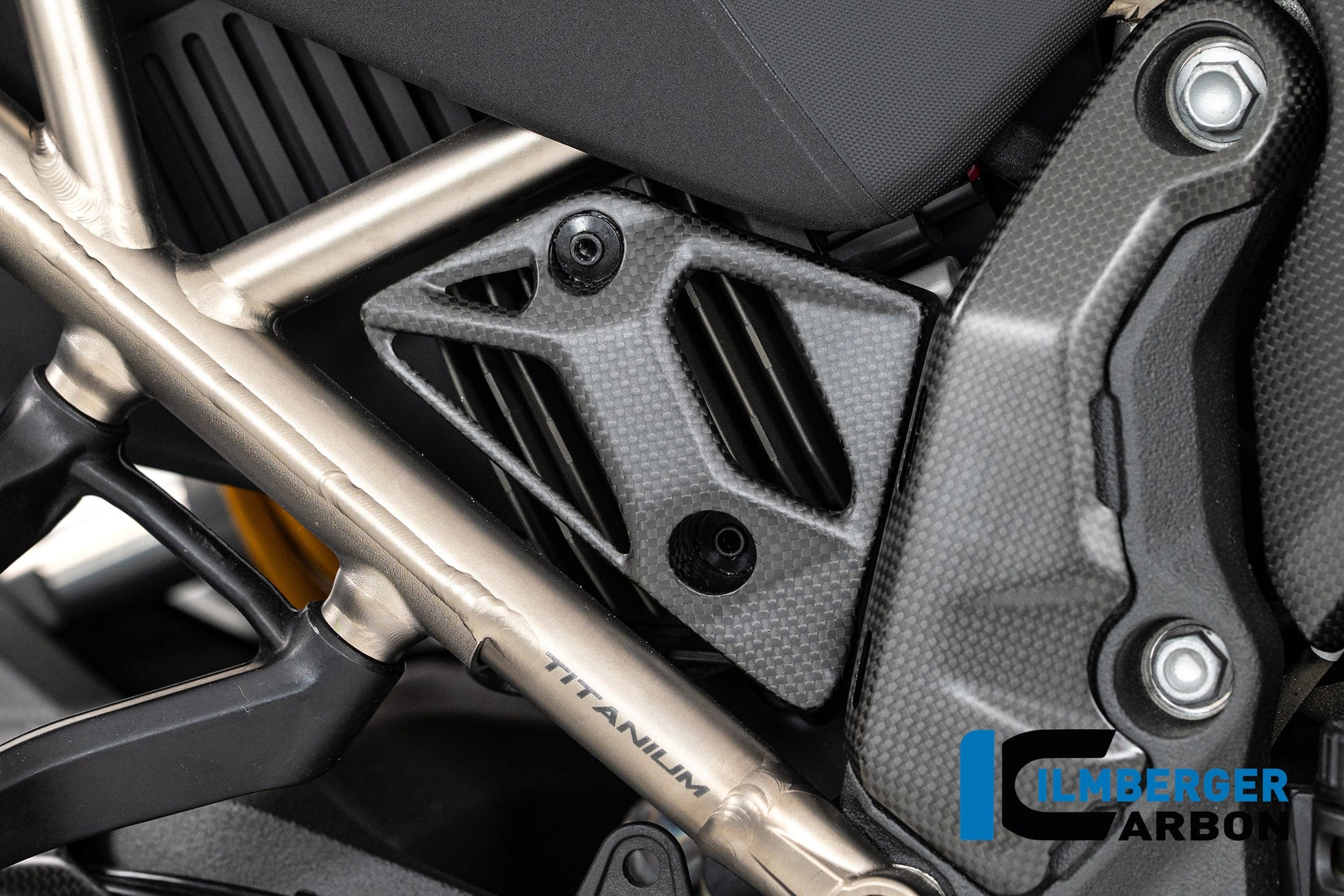 Driehoekige framecover rechts mat carbon Ducati Multistrada V4S (2025+)