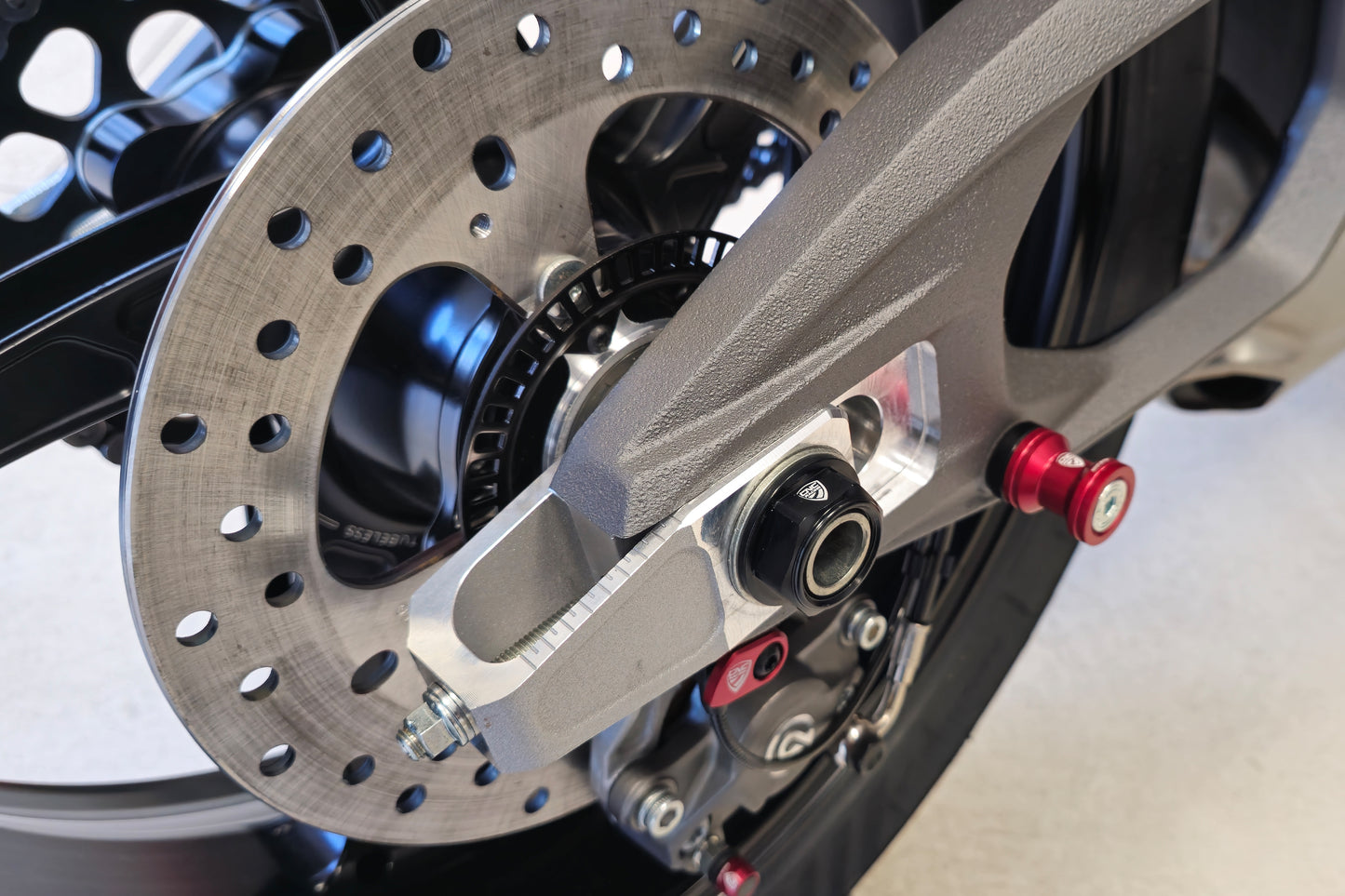 Bakaxel M25x1.25 Ducati Panigale V4s (2025+)