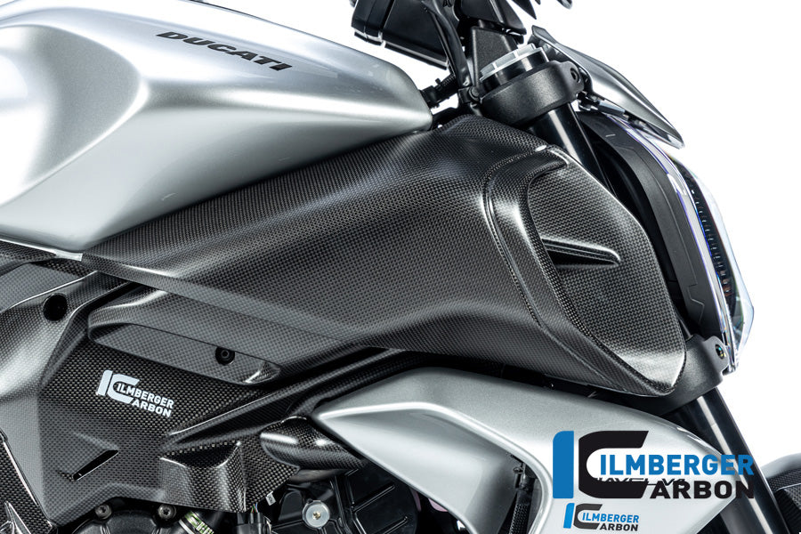 Luchtinlaat paneel Rechts mat carbon Ducati Diavel V4 RS (2025+)