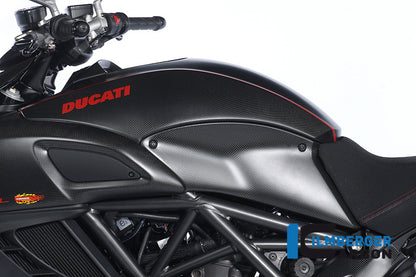 Cubierta del tanque del lado izquierdo de carbono Ducati Diavel Ducati Diavel (2014-2018)