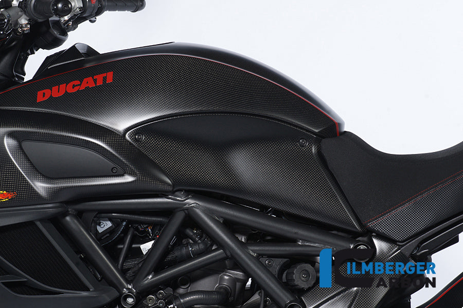 Cubierta del tanque del lado izquierdo de carbono Ducati Diavel Ducati Diavel (2014-2018)