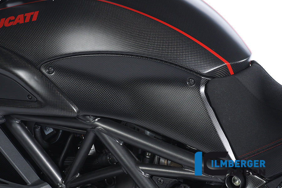 Cubierta del tanque del lado izquierdo de carbono Ducati Diavel Ducati Diavel (2014-2018)