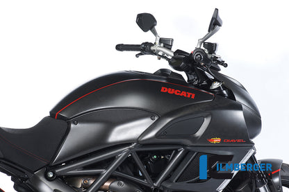 Carbon Center Tank Cover Ducati Diavel Ducati Diavel (2014-2018)