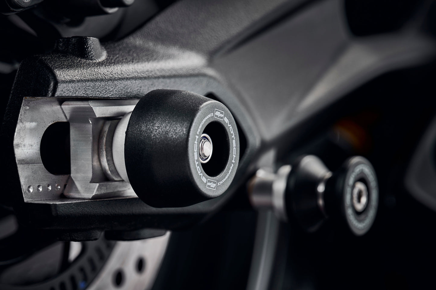 Voor- en Achteras Sliderset Evotech - Triumph Street Triple 765 RX (2026)