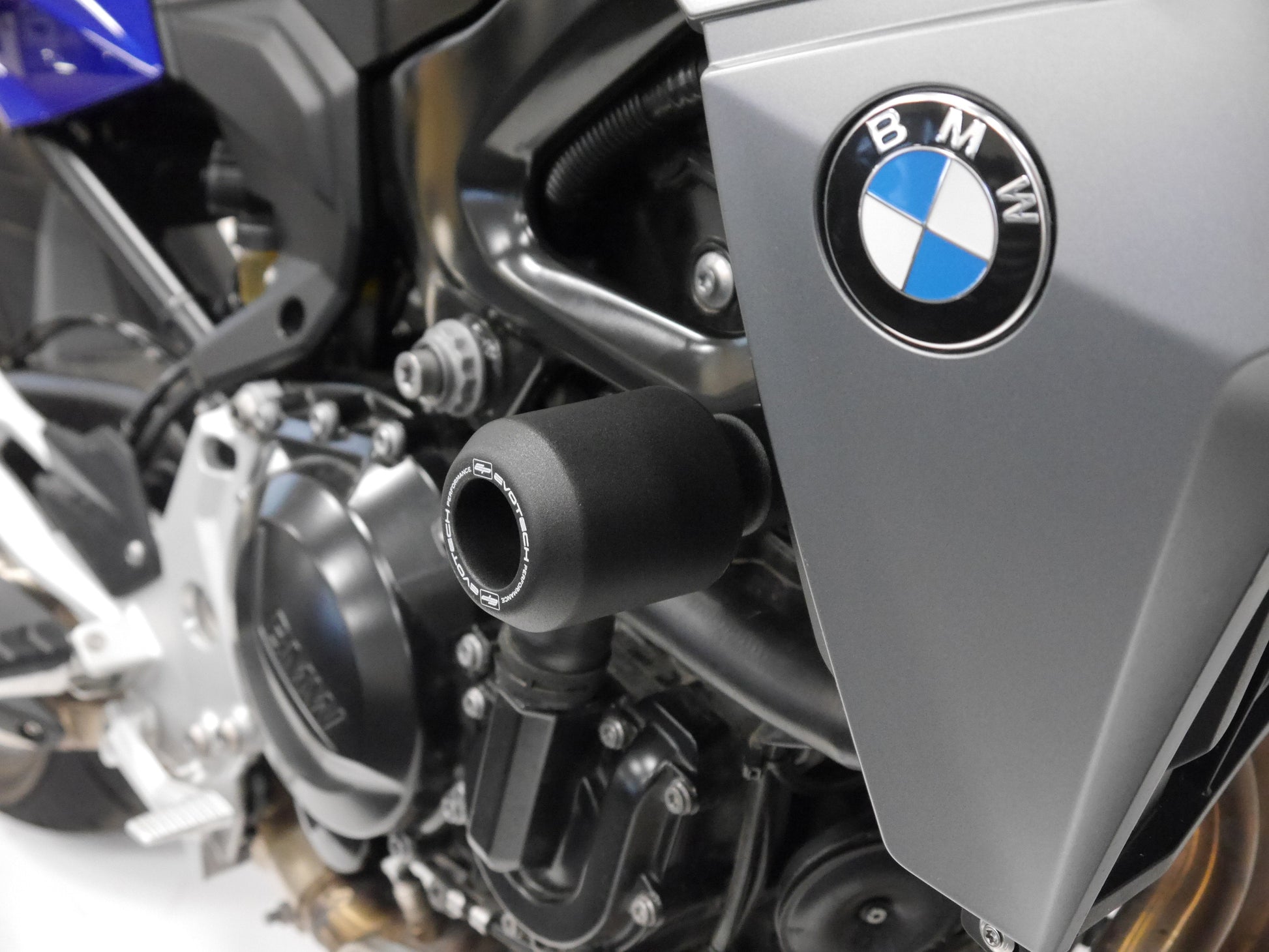 Valblokken set Evotech - BMW F 900 R Triple Black (2025+)