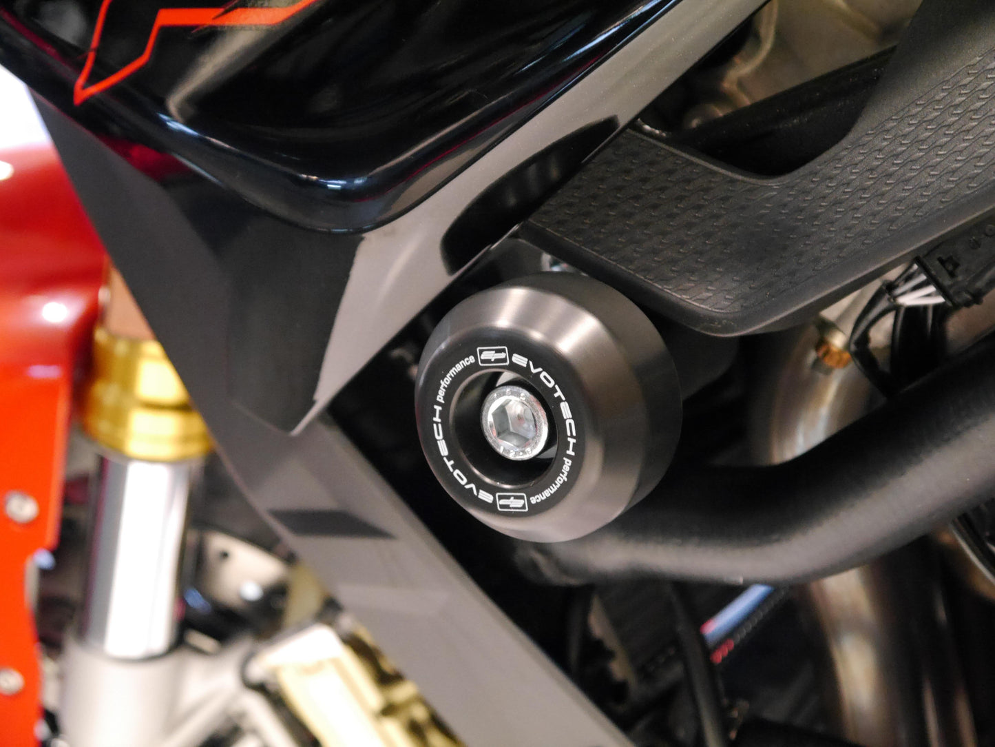 Discontinued - Evotech BMW S 1000 R Valblokken set (2017-2020)