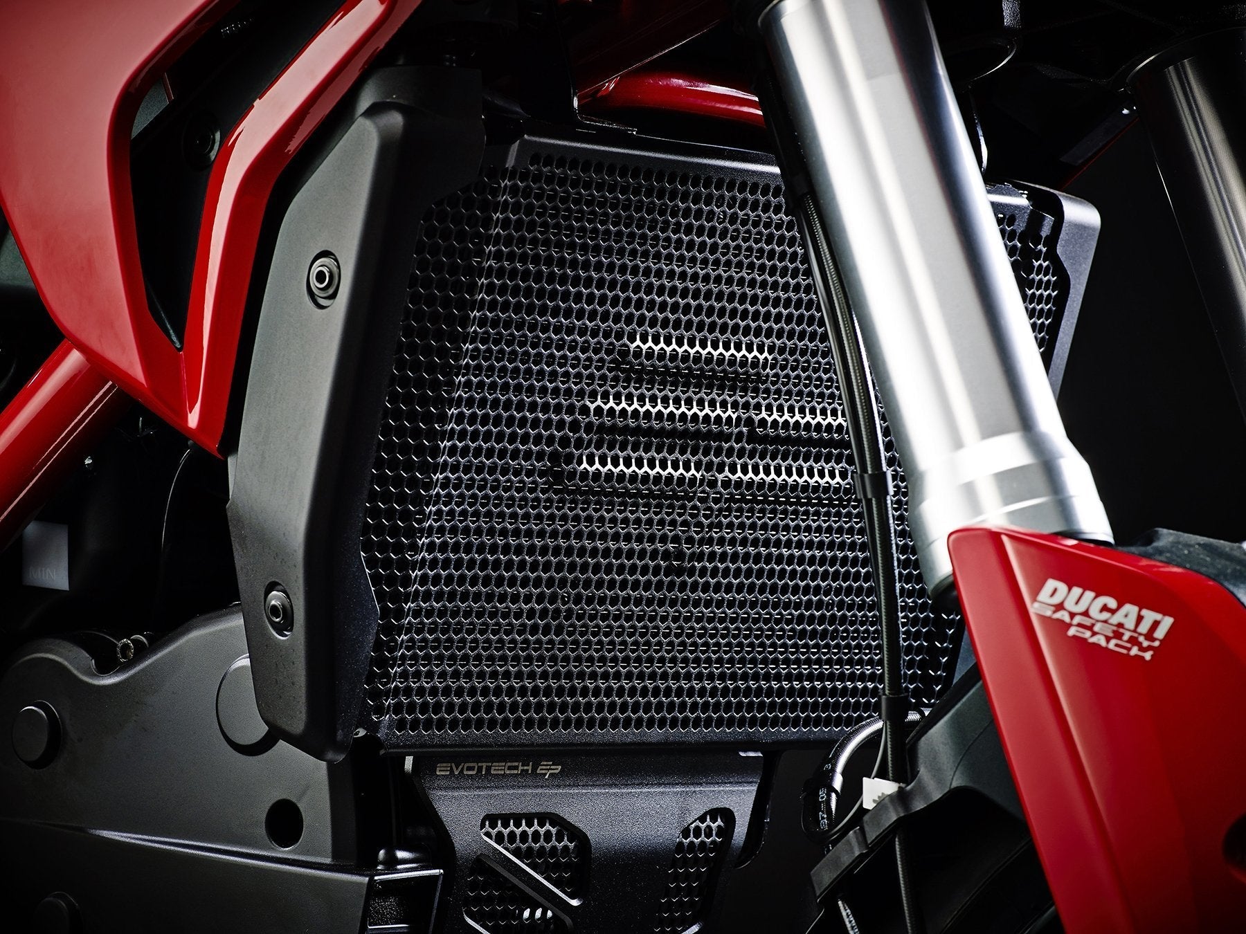 Evotech Ducati Hyperstrada 821 Radiatorcover 2013 - 2015
