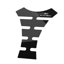 Evotech Performance Tankpad – Bescherming voor de benzinetank - White Evo Logo