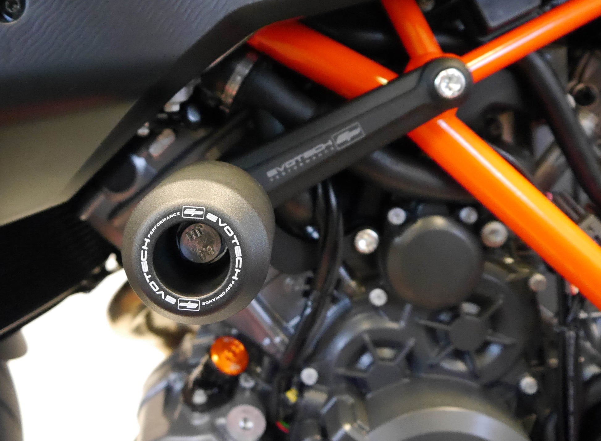 Evotech KTM 1290 Super Duke GT Valblokken set (2019+)