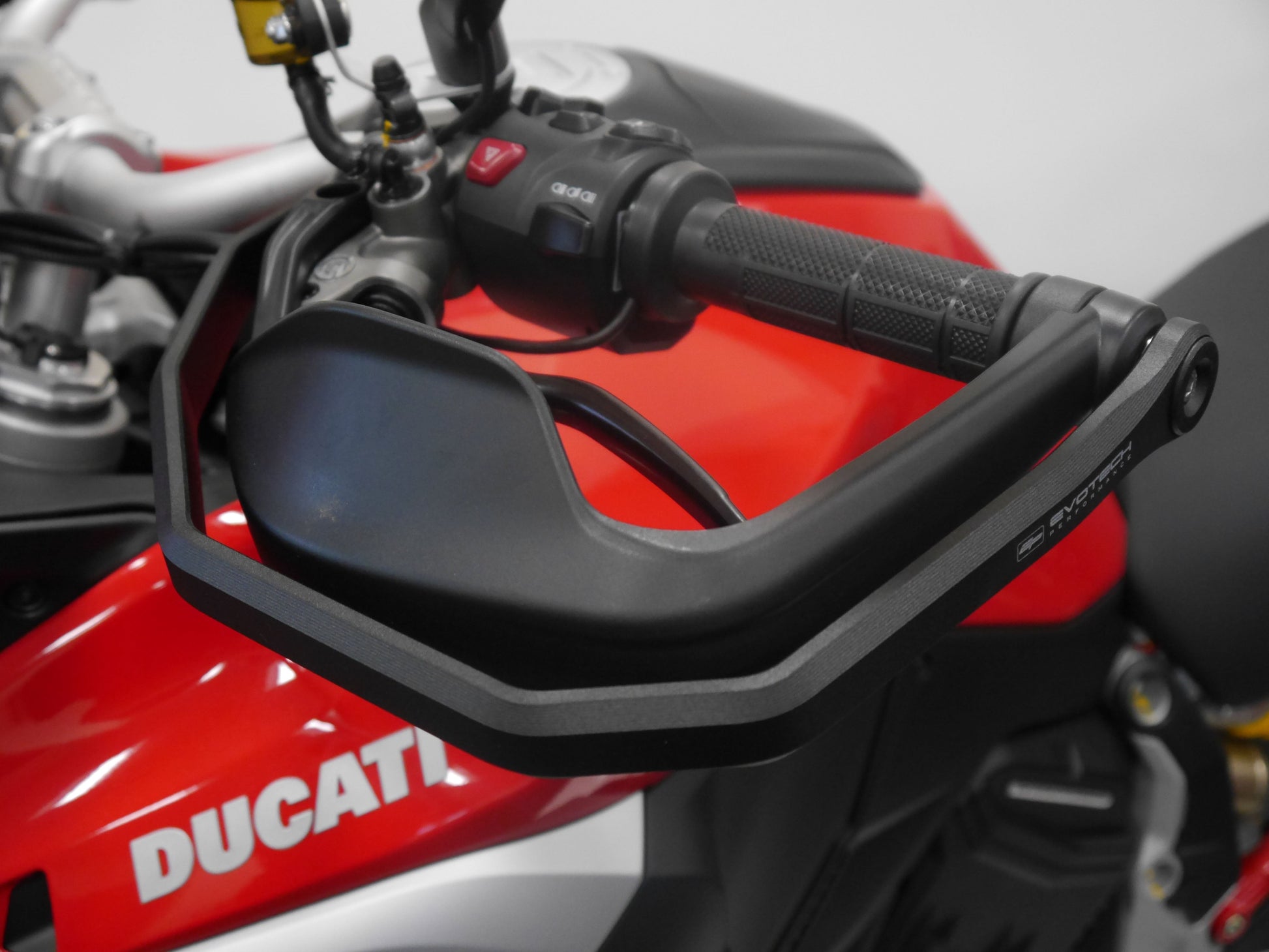 Evotech Handkap Beschermer Beugels - Ducati Multistrada V4 S (2025+)