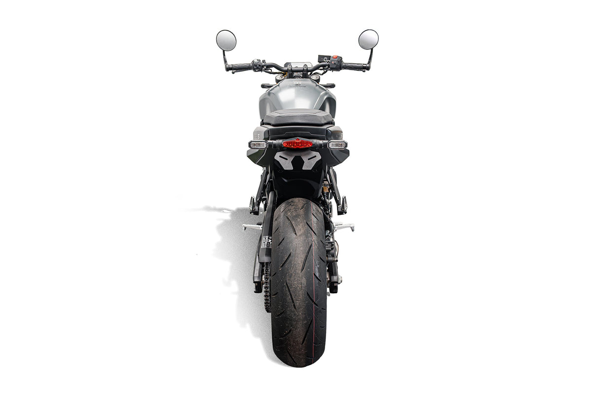Kentekenplaathouder (Rood Achterlicht) Evotech - Suzuki GSX8-TT (2025+)