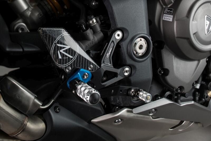 Verstelbare remschakelset met opklapbare voetsteunen Triumph Speed Triple 1200 RS 2021-2024