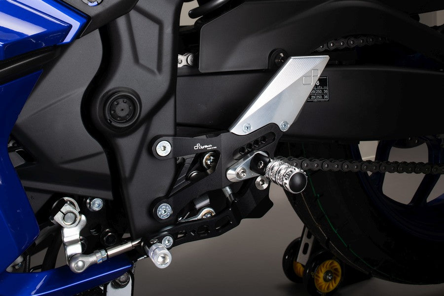 Adjustable brake switch set with fixed footrests and vice versa switch pattern (GP Shifting) Yamaha R3 2015+