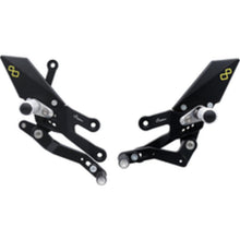 Adjustable brake link set with folding footrests Yamaha R7 2022+