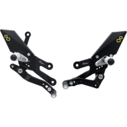 Adjustable brake link set with folding footrests Yamaha R7 2022+