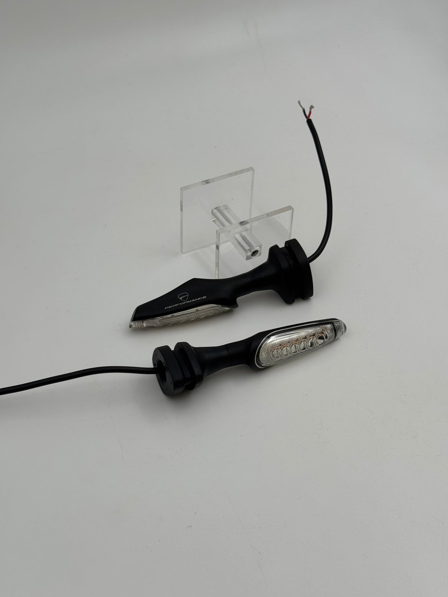 VERKOCHT_Ducati Performance Knipperlichten Set – 96680201A – (gebruikt)