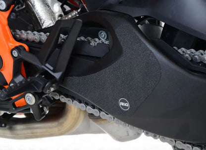 Outletdeal: R&G Boot guards (Grips) achterbrug KTM 1290 Superduke GT (2016+)