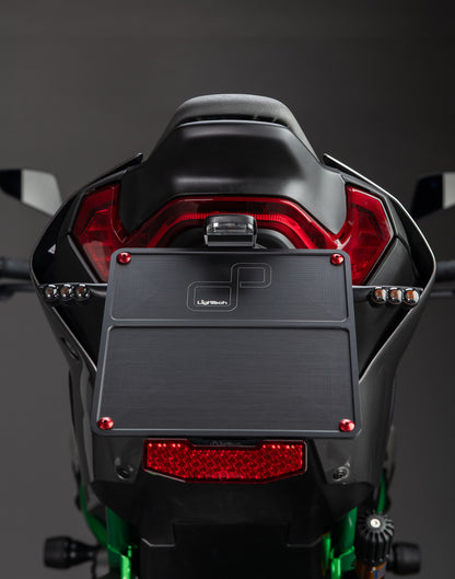 Kentekenplaathouder E-keur Lightech – Innovation Meets Elegance -  Kawasaki Z900SE (2025+)