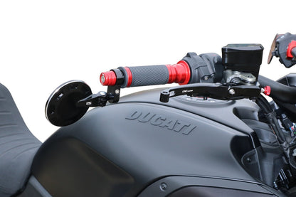 Stuurgewichtset 'Mini' CNC Racing Kawasaki Ninja 250 SL (2015-2019) rood gemonteerd in combinatie met CNC Racing bar-end spiegels en handvatten