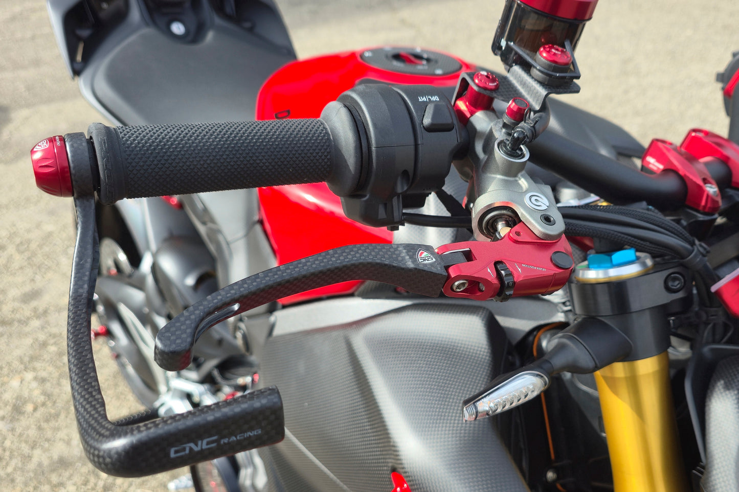 Carbon opklapbare remhendel - met horizontale verstelknop Triumph Speed Triple (2011-2015)