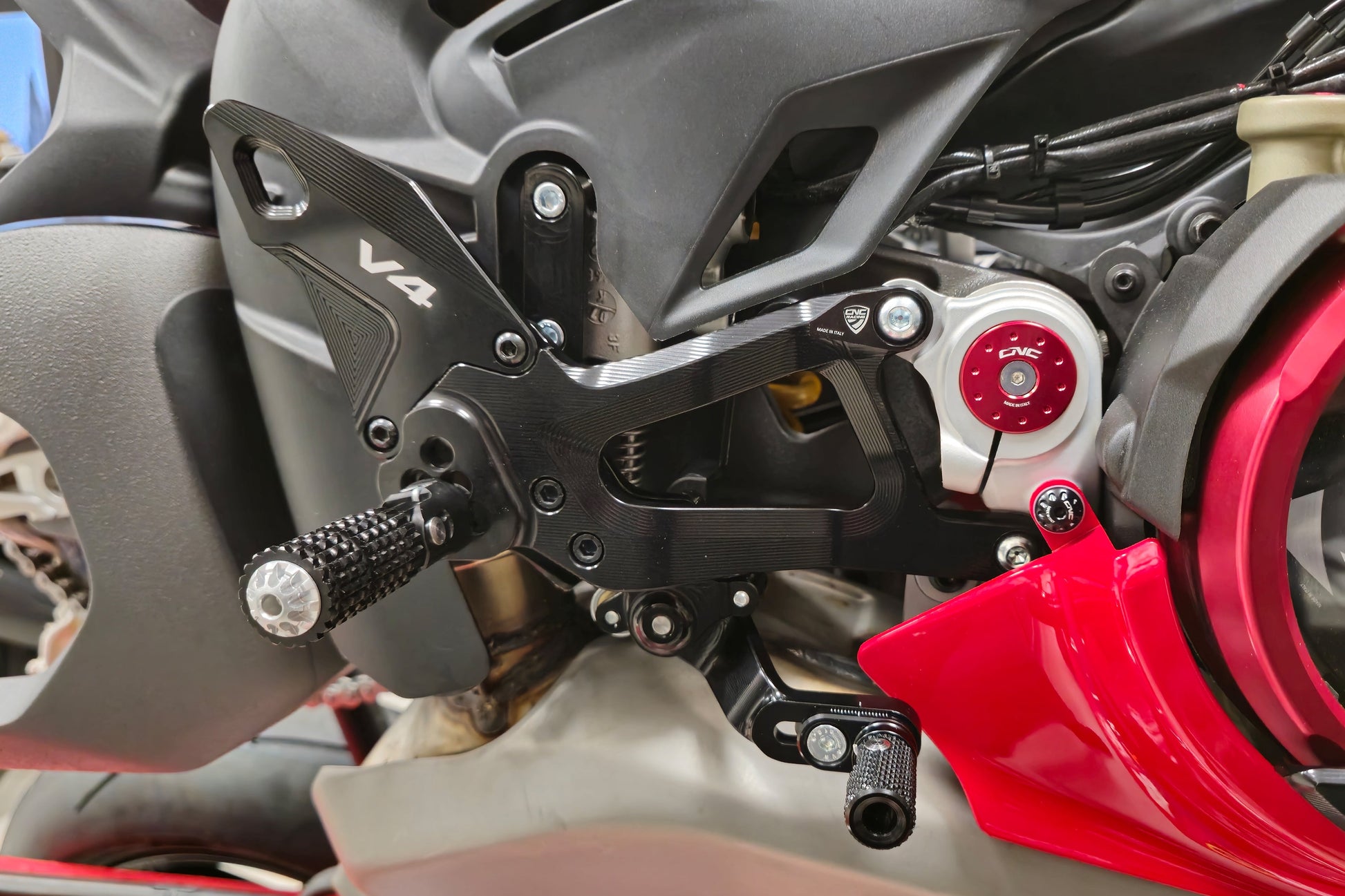 Adjustable rear sets RPS Ducati Panigale V4 Tricolore (2025+)
