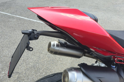 Carbon kentekenplaathouder CNC Racing Ducati Panigale V4 Tricolore (2025+)
