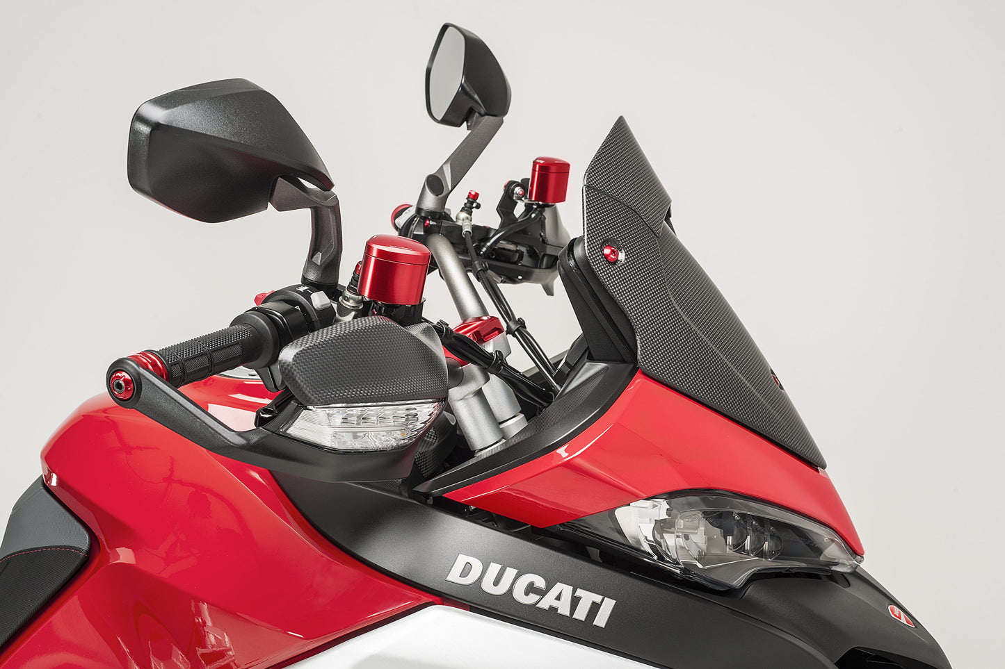 Rem-Koppelingsvloeistof Reservoir 12ml - Rebel Ducati 996 1998-2001 Voorbeeld rood gemonteerd