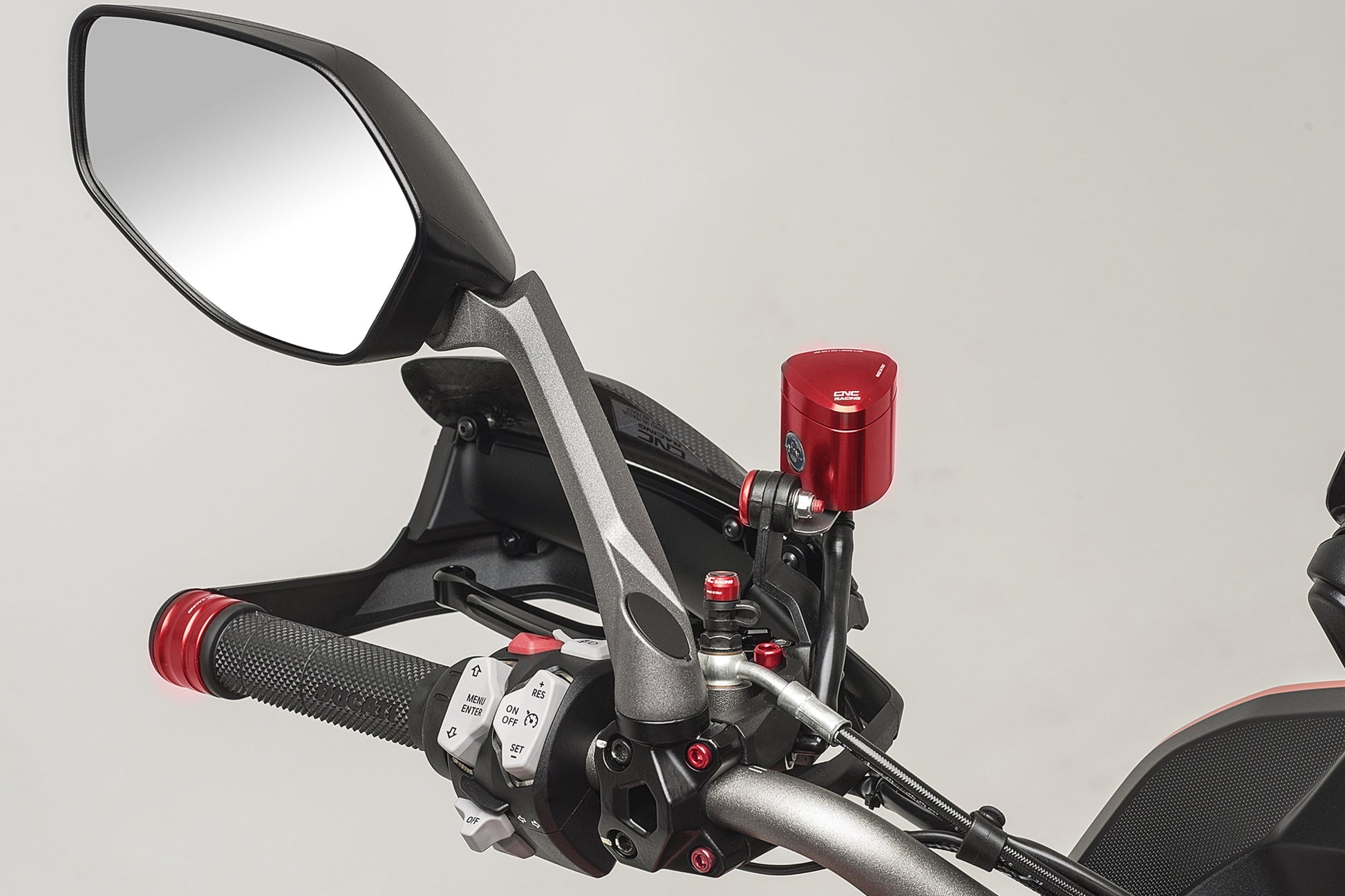 Rem-Koppelingsvloeistof Reservoir 12ml - Rebel Ducati XDiavel S 2016-2017 Rood gemonteerd op Multistrada 