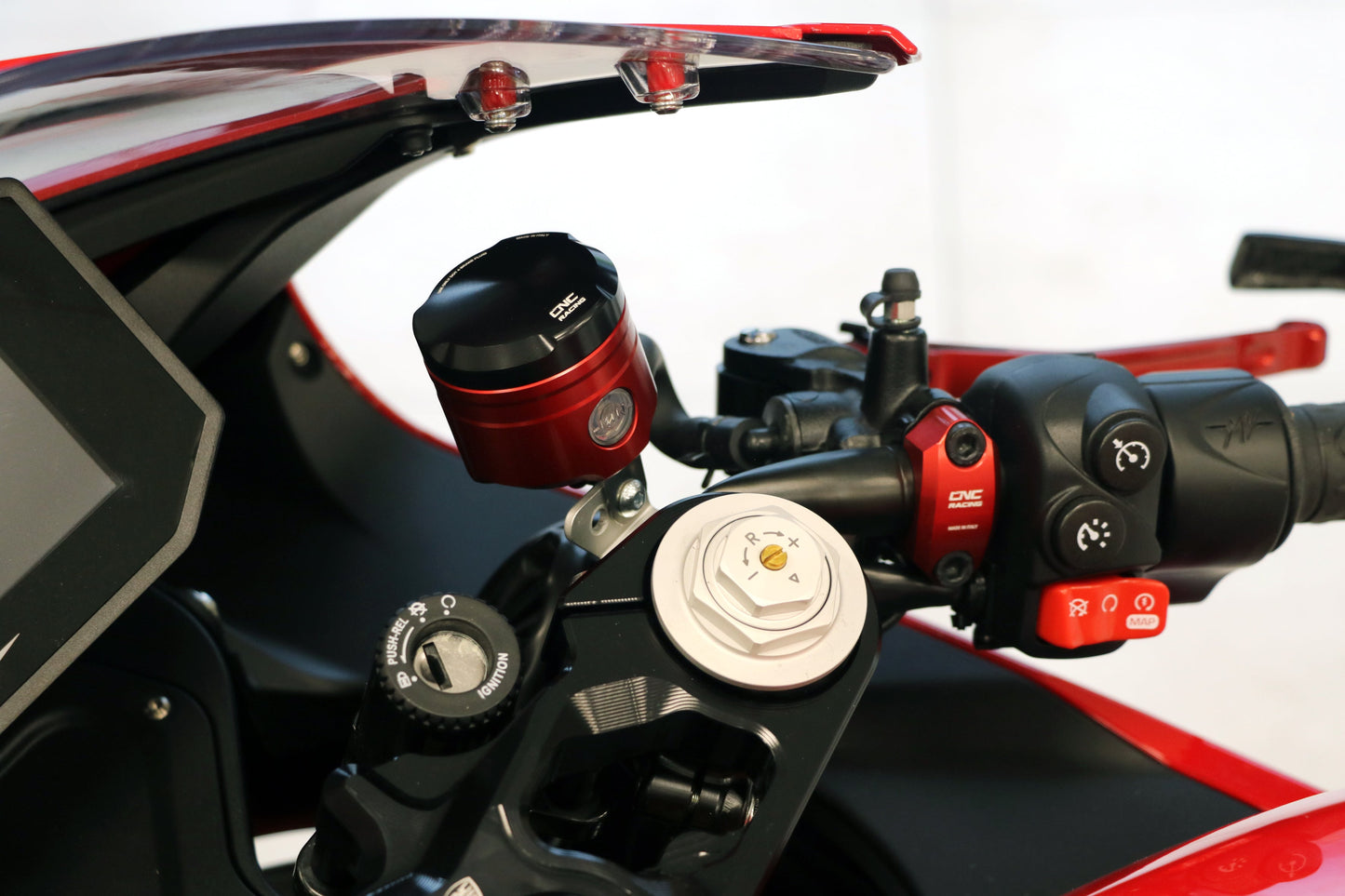 Brembo steun zonder spiegel schroefdraad Ducati Monster M750 (1994-2002)